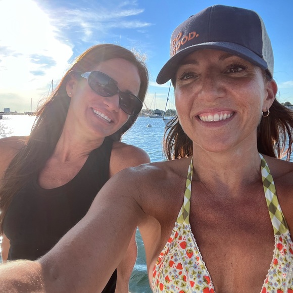 Meet your Posher, Amy - Picture 2 of 3